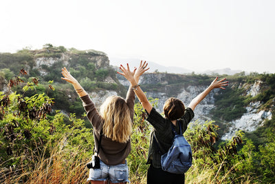 It's Time to Distinguish a True Friendship from a False One