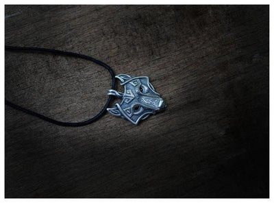Norse Viking Wolf Pendant Necklace Necklace