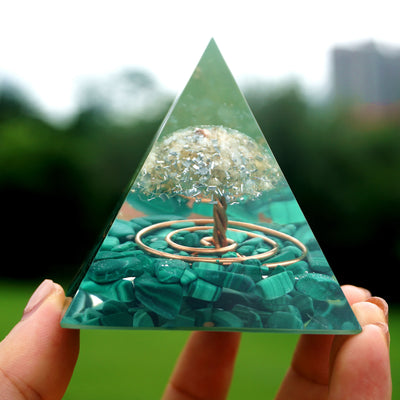 Manifesting Magic Malachite Pyramid